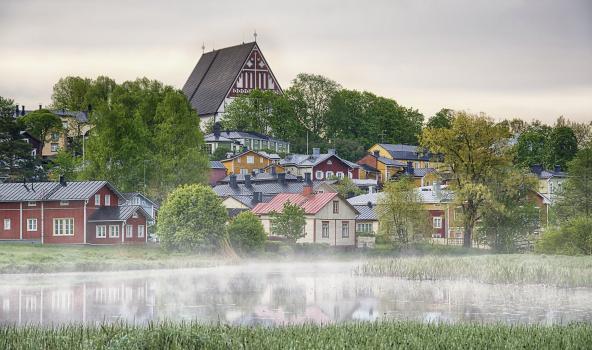 Porvoo aamukasteella